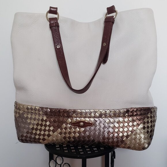 ELLIOTT LUCCA BIG WHITE PEBBLED LEATHER  BAG WITH GOLD TONES DECORATION. - Picture 7 of 12